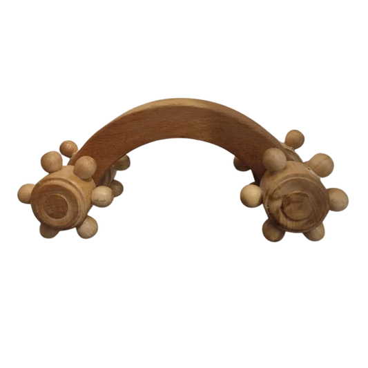 بي كليوباترا مدلك خشبي بشكل جمل (ناعم)