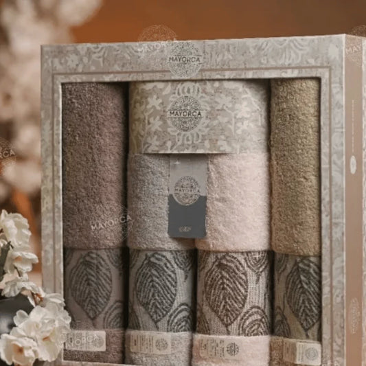 أب تاولز برلين 2 - منشفة نصف حمام - 70×140 - ألوان متعددة