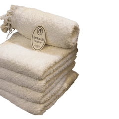 أب تاولز منشفة 50 سم (V09) بحدود - 50×90 - ألوان متعددة