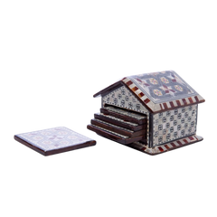 طقم قواعد أكواب خشبية مطعمة بالصدف بتصميم المنزل